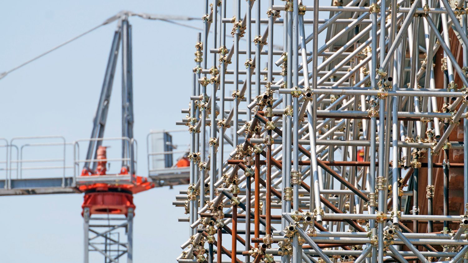 Cuplock scaffolding erected across a large construction site